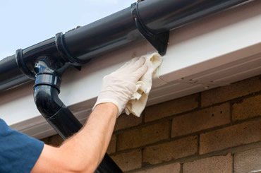 Guttering and downpipes